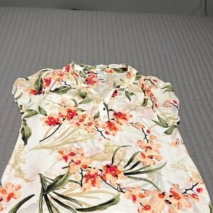 White House Black Market Floral Blouse